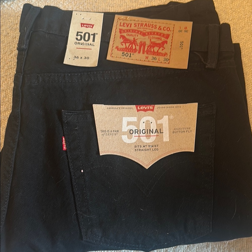 Levi's Black Straight Jeans Classic Style